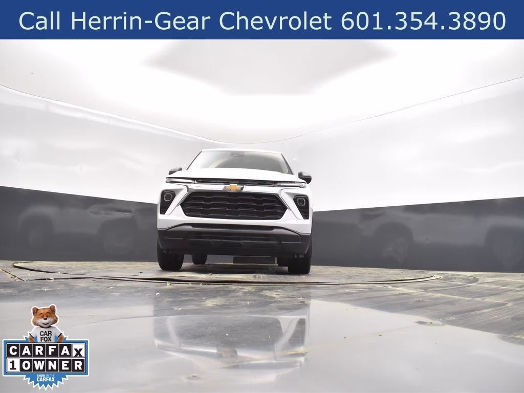 2025 Summit White Chevrolet Trailblazer LS FWD SUV