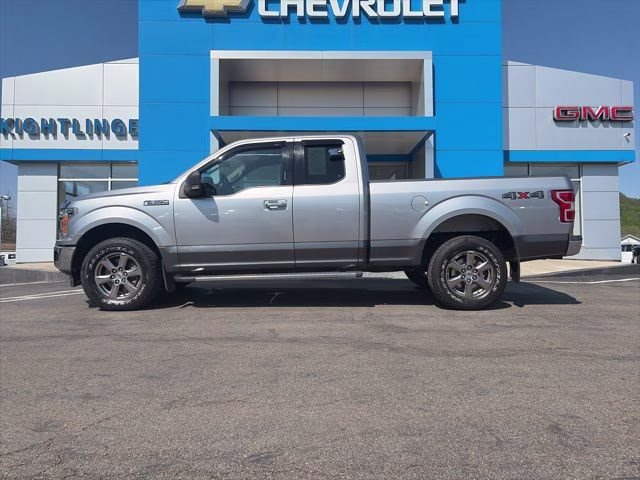 2020 Silver Ford F-150 XLT 4X4 Truck
