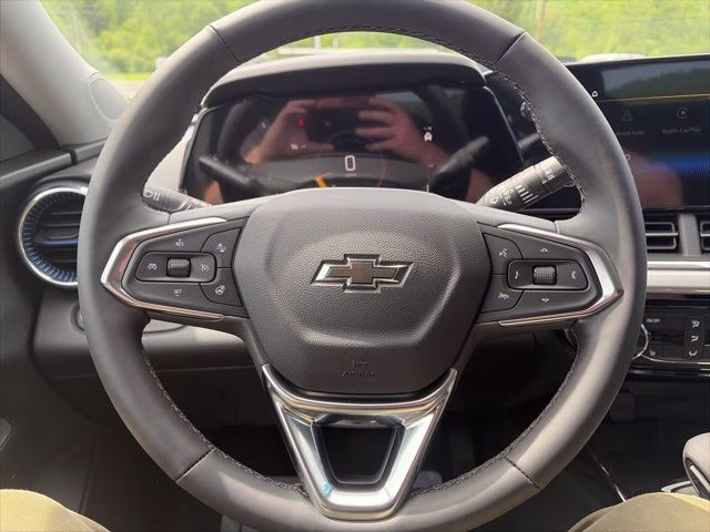2026 Sterling Gray Metallic Chevrolet Trax LT FWD SUV