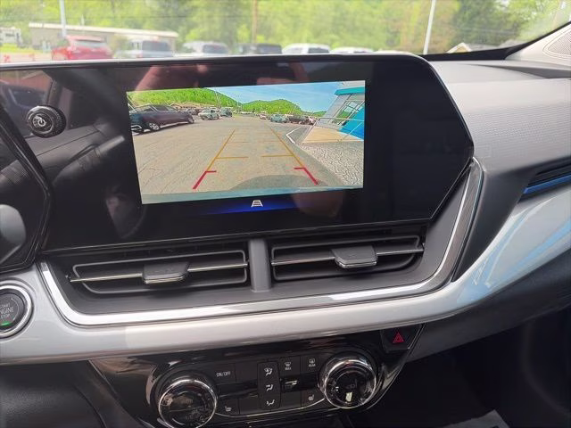 2026 Sterling Gray Metallic Chevrolet Trax LT FWD SUV
