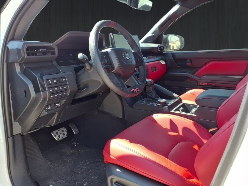 2026 Ice Cap w/Black Roof Toyota Tacoma Hybrid TRD Pro Hybrid 4X4 Truck