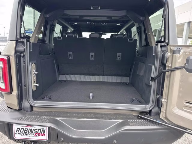 2026 Gray Ford Bronco Badlands 4X4 SUV