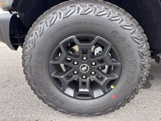 2026 Gray Ford Bronco Badlands 4X4 SUV