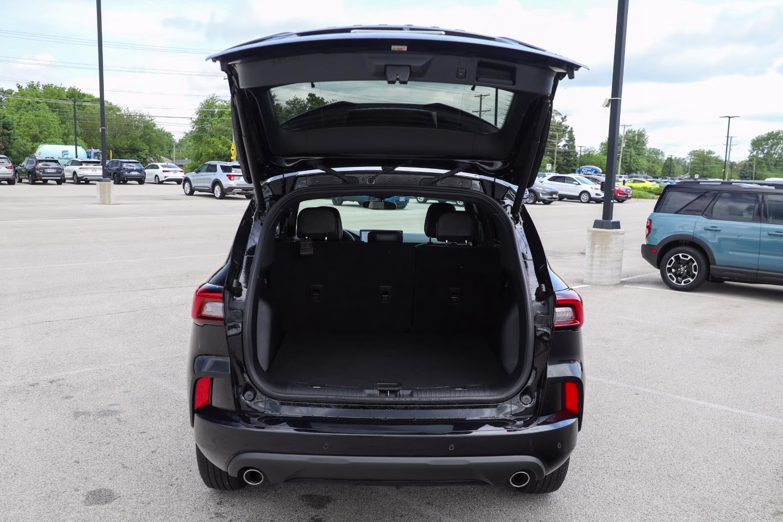 2023 Agate Black Ford Escape ST-Line Select AWD SUV