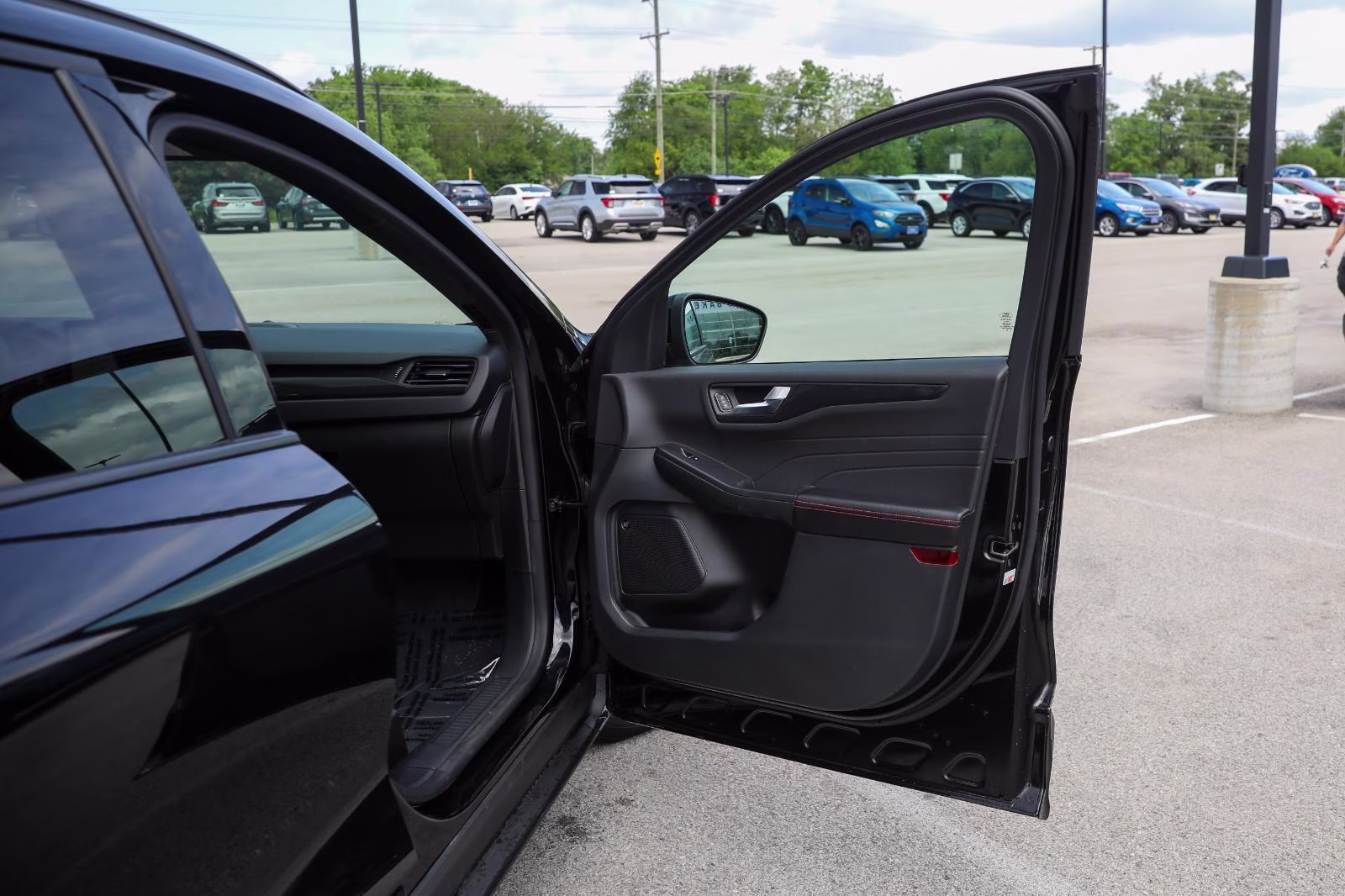 2023 Agate Black Ford Escape ST-Line Select AWD SUV