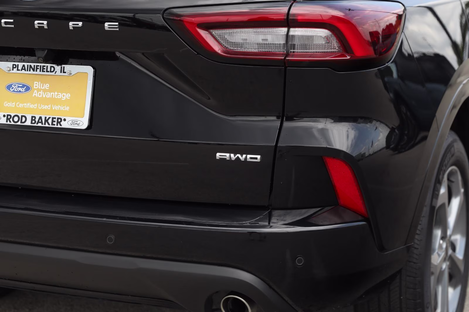2023 Agate Black Ford Escape ST-Line Select AWD SUV