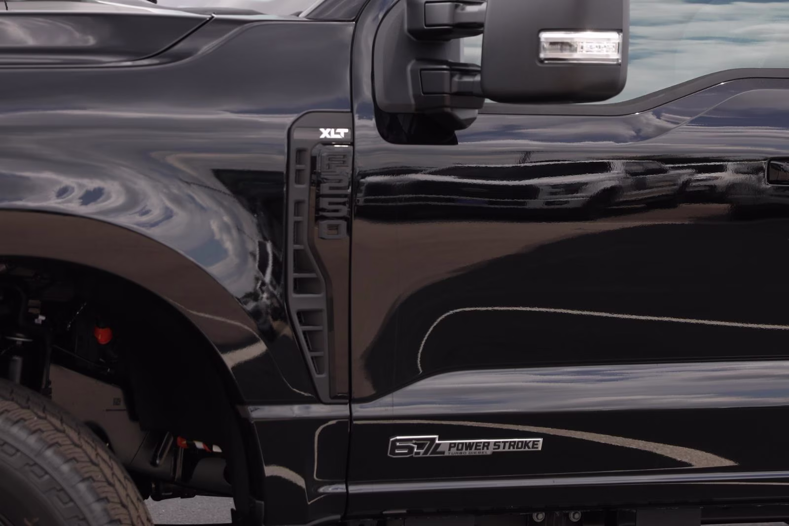 2026 Agate Black Ford Super Duty F-250 SRW XLT 4X4 Truck
