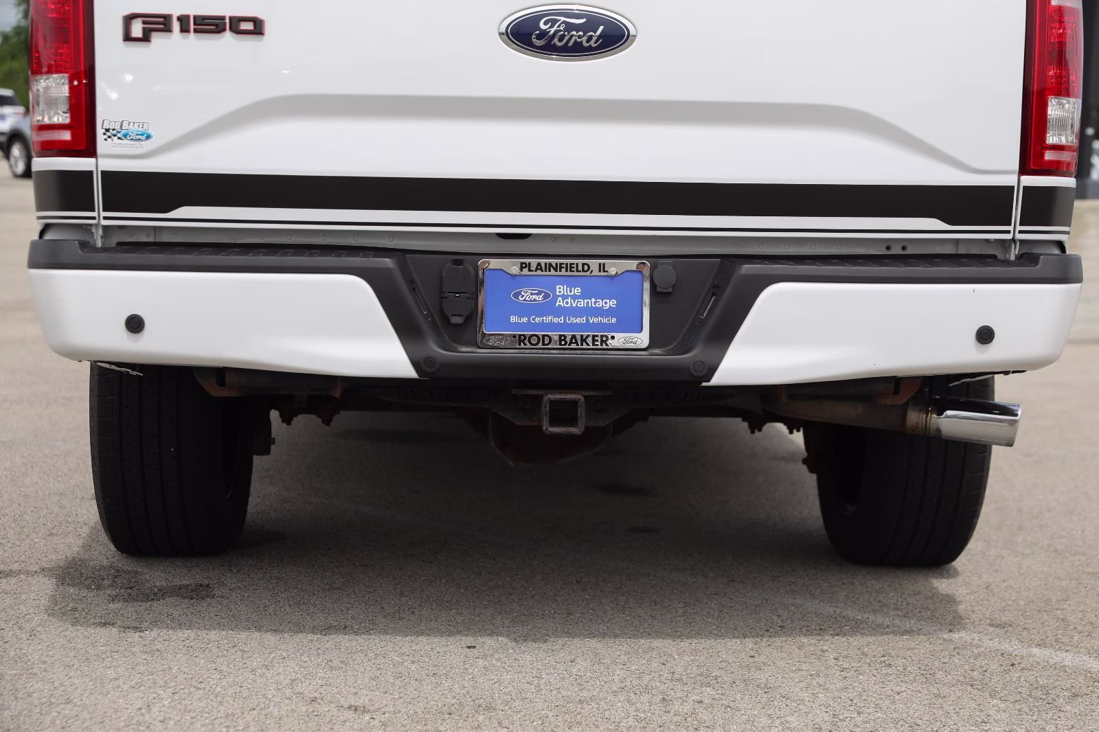 2017 Oxford White Ford F-150 XLT 4X4 Truck