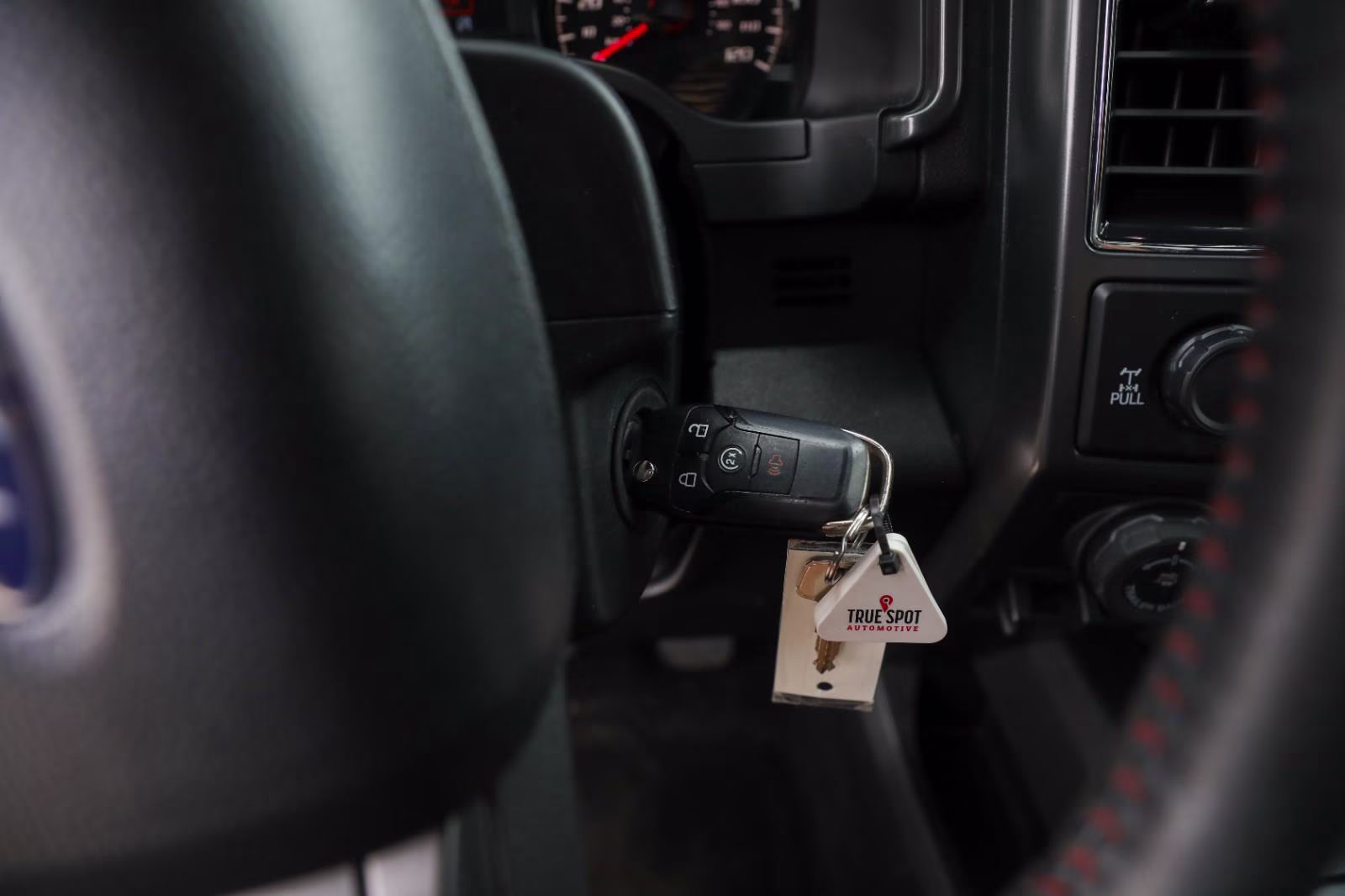 2017 Oxford White Ford F-150 XLT 4X4 Truck