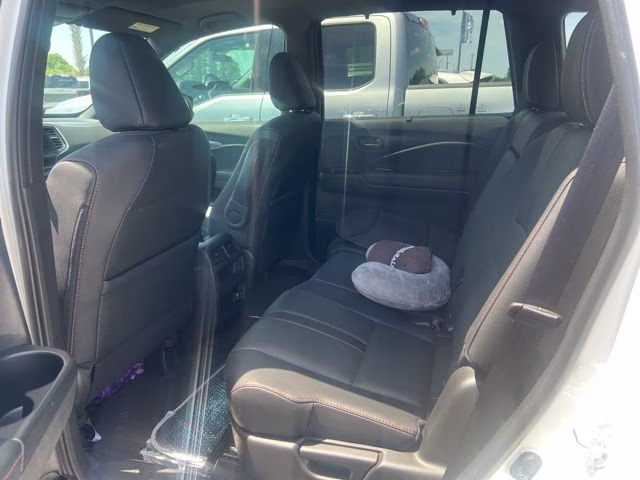 2022 White Honda Passport TrailSport AWD SUV