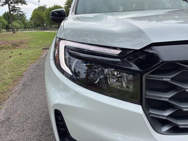 2022 White Honda Passport TrailSport AWD SUV