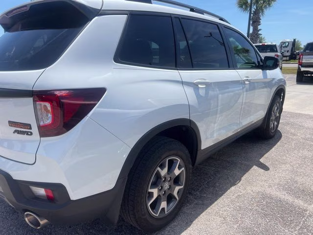 2022 White Honda Passport TrailSport AWD SUV