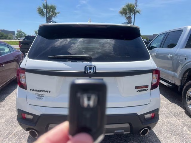 2022 White Honda Passport TrailSport AWD SUV