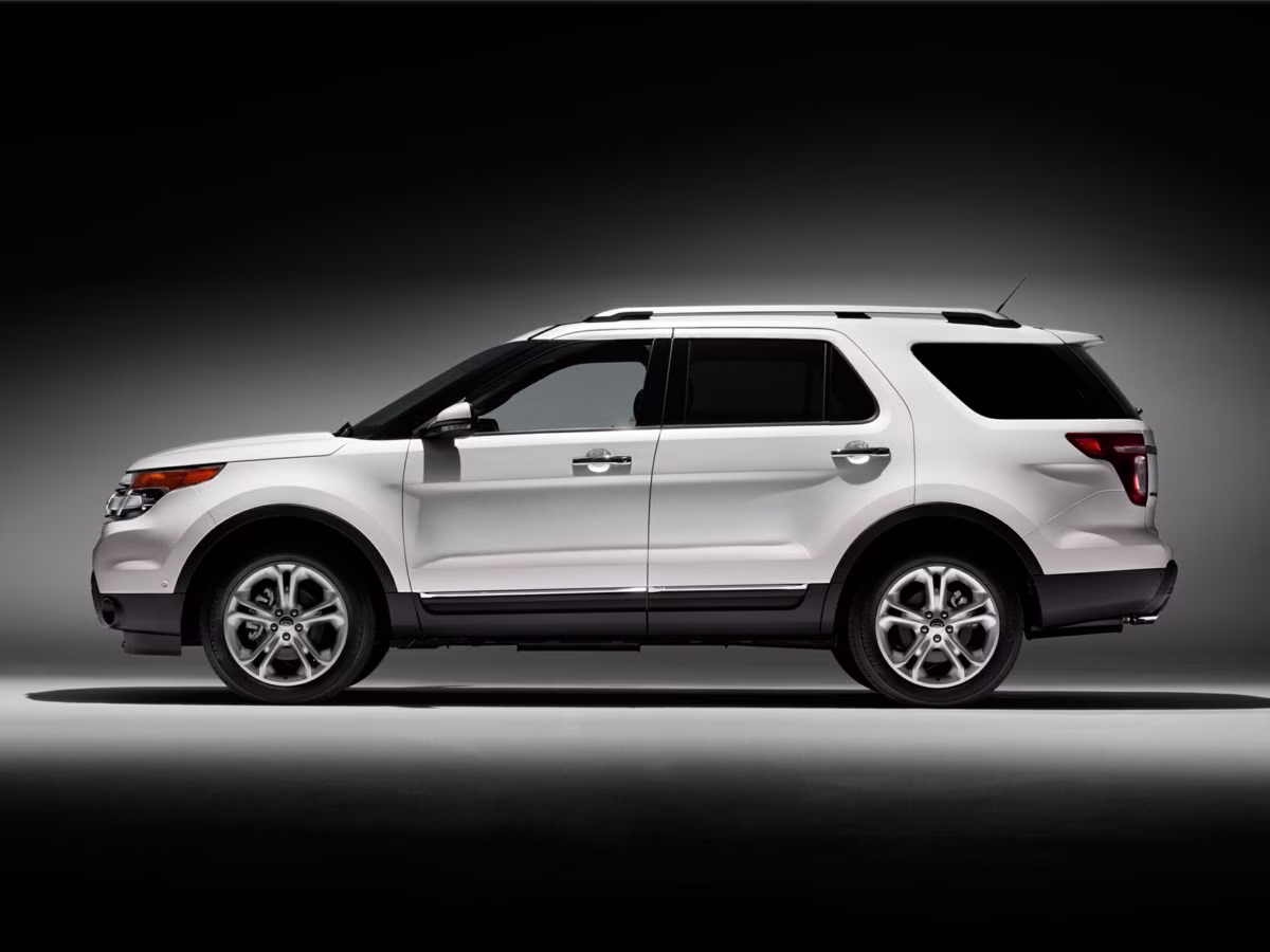 2013 Ingot Silver Ford Explorer XLT 4X4 SUV