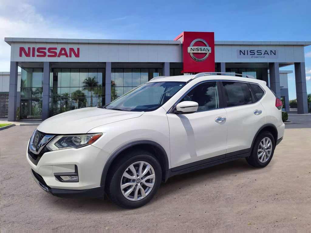 2017 Pearl White Nissan Rogue SV FWD SUV