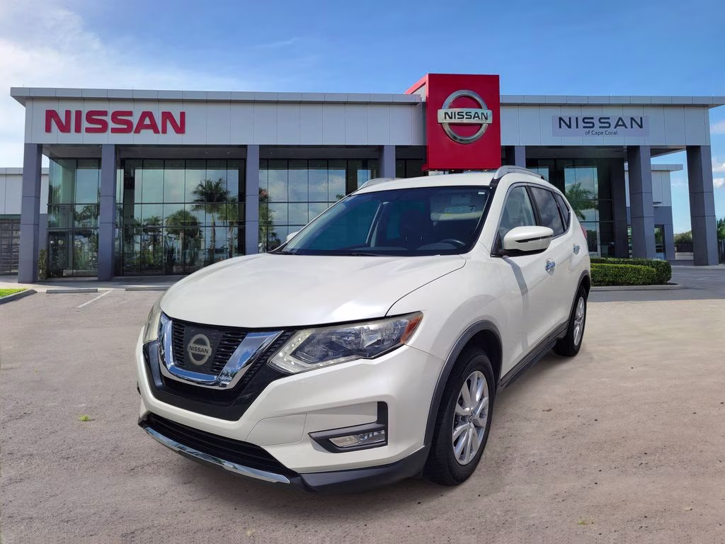 2017 Pearl White Nissan Rogue SV FWD SUV