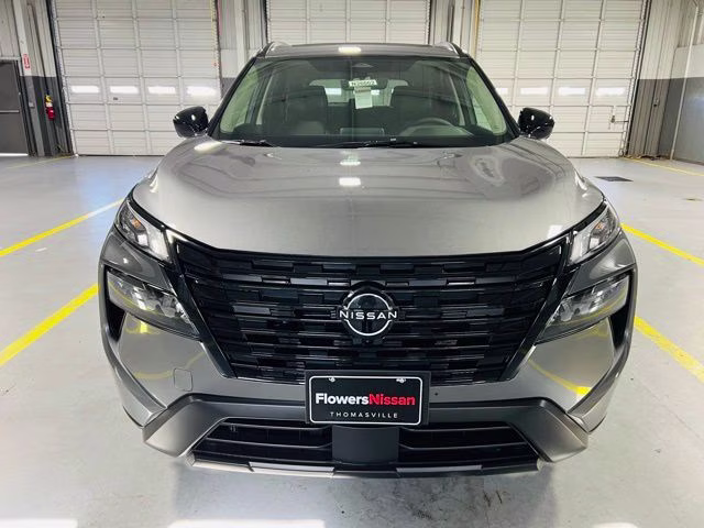 2026 Gun Metallic Nissan Rogue Dark Armor FWD SUV