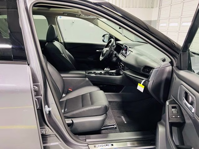2026 Gun Metallic Nissan Rogue Dark Armor FWD SUV