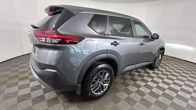 2022 Gun Metallic Nissan Rogue S AWD SUV