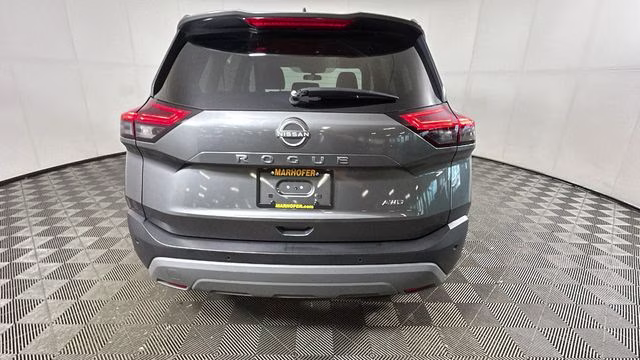 2022 Gun Metallic Nissan Rogue S AWD SUV