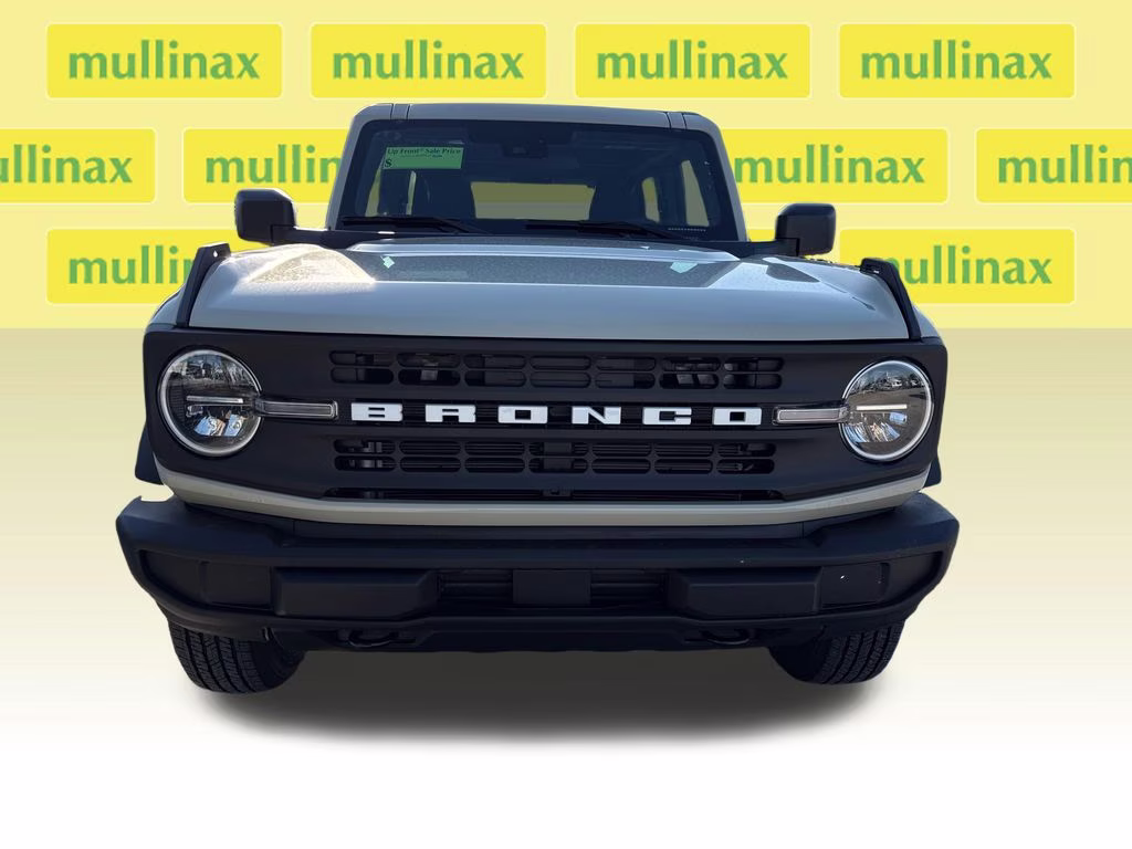 2026 Desert Sand Ford Bronco Base 4X4 SUV