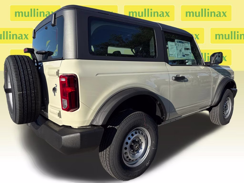 2026 Desert Sand Ford Bronco Base 4X4 SUV