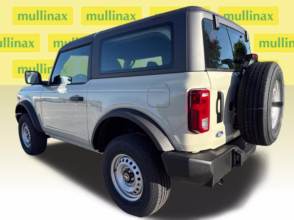 2026 Desert Sand Ford Bronco Base 4X4 SUV