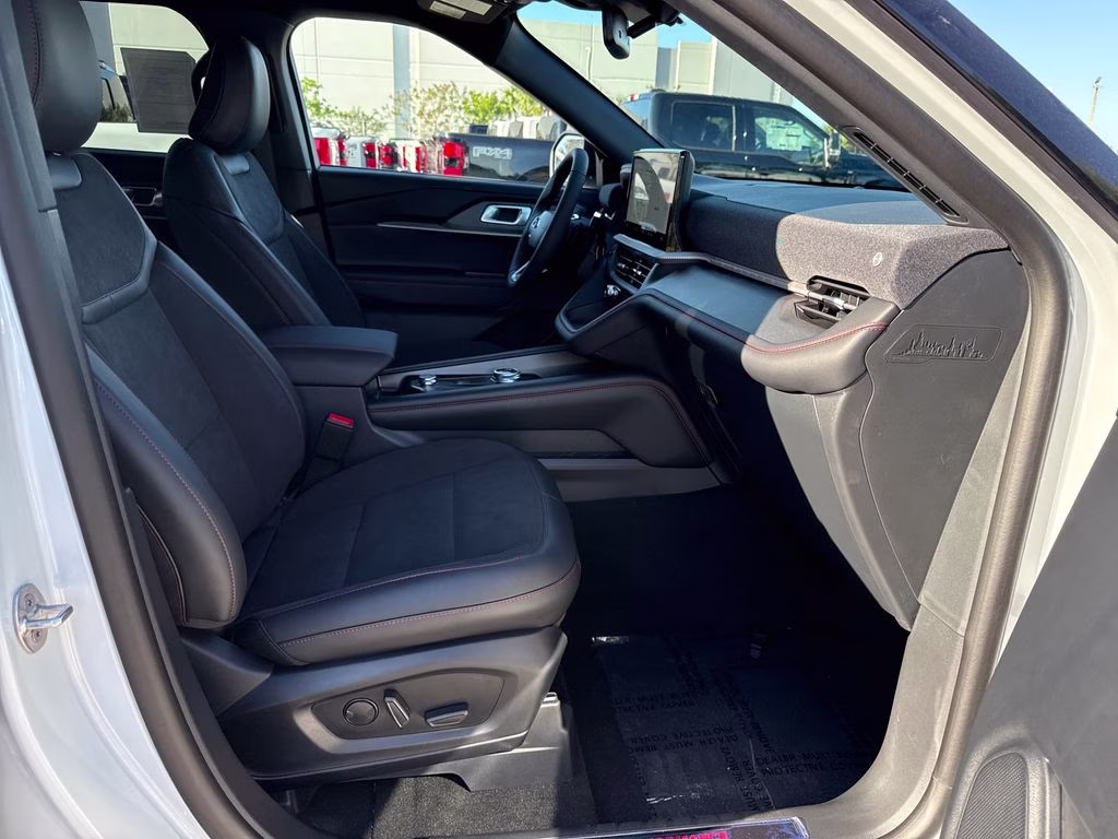 2026 Space White Metallic Ford Explorer ST RWD SUV