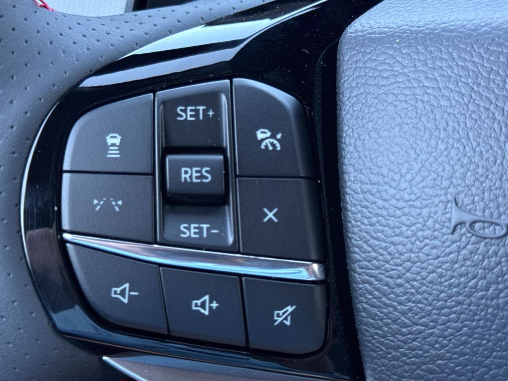 2026 Space White Metallic Ford Explorer ST RWD SUV