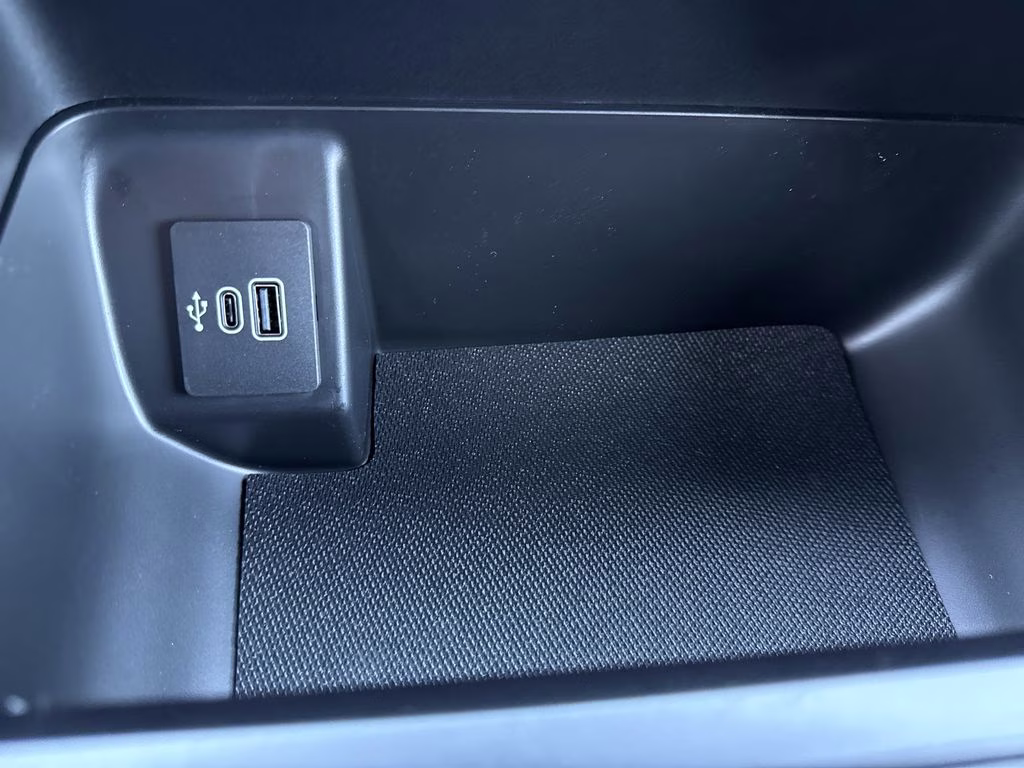 2026 Oxford White Ford F-150 XLT 4X4 Truck