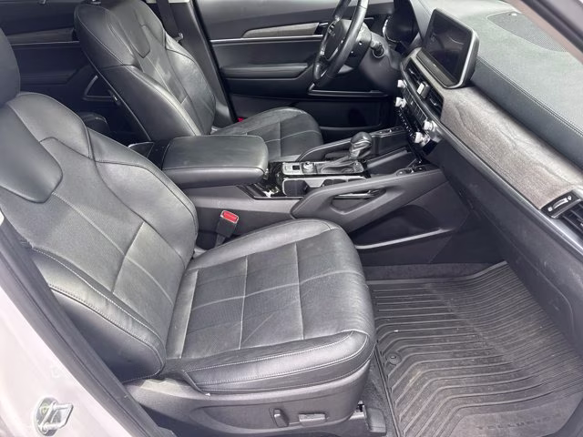 2022 Glacial White Pearl Kia Telluride EX FWD SUV