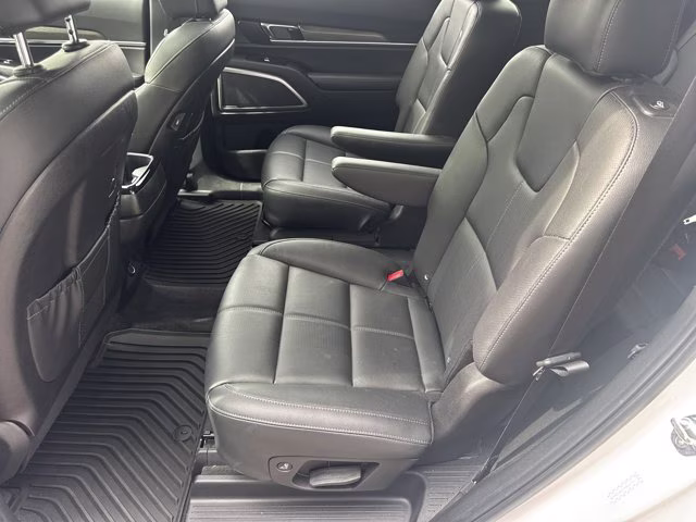 2022 Glacial White Pearl Kia Telluride EX FWD SUV