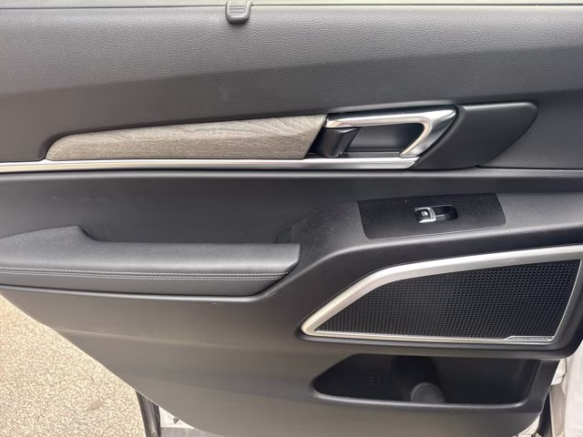 2022 Glacial White Pearl Kia Telluride EX FWD SUV