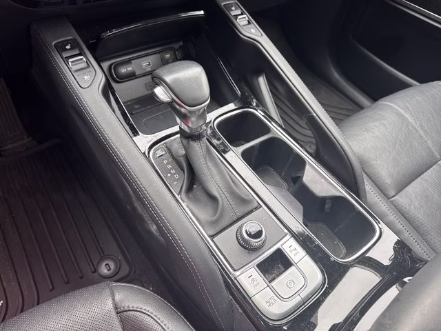 2022 Glacial White Pearl Kia Telluride EX FWD SUV