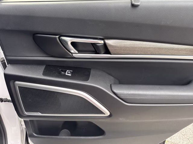2022 Glacial White Pearl Kia Telluride EX FWD SUV