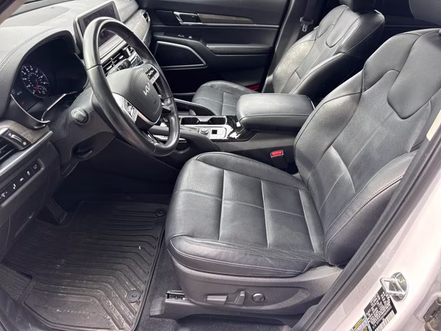 2022 Glacial White Pearl Kia Telluride EX FWD SUV