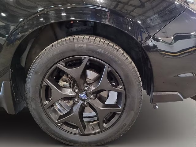 2018 Crystal Black Silica Subaru Forester 2.5i Premium AWD SUV
