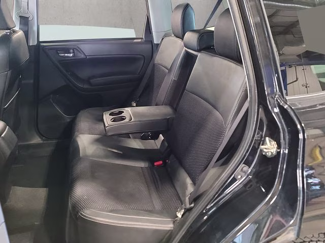 2018 Crystal Black Silica Subaru Forester 2.5i Premium AWD SUV