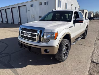 2011 White Ford F-150 Lariat 4X4 Truck