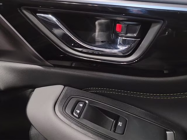 2025 Ice Silver Metallic Subaru Outback Onyx Edition AWD SUV