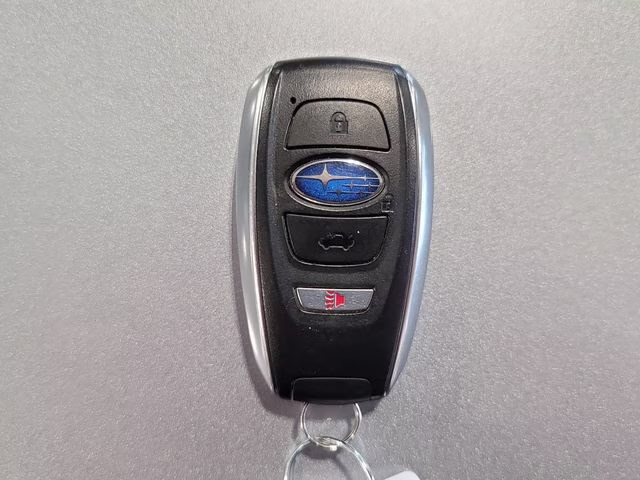 2025 Ice Silver Metallic Subaru Outback Onyx Edition AWD SUV