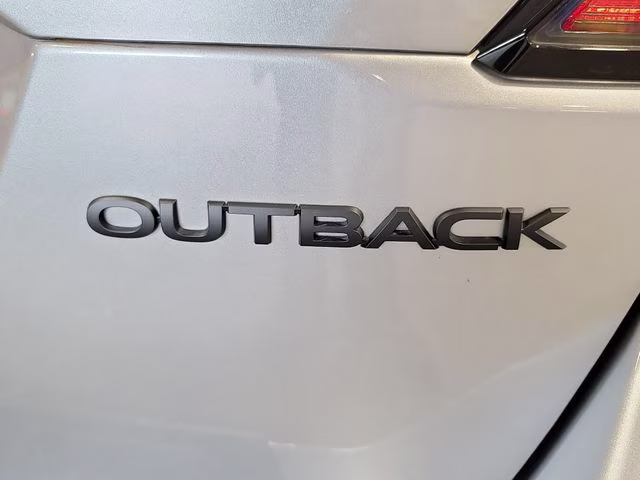 2025 Ice Silver Metallic Subaru Outback Onyx Edition AWD SUV