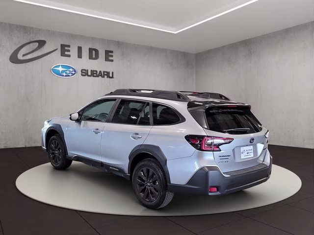 2025 Ice Silver Metallic Subaru Outback Onyx Edition AWD SUV