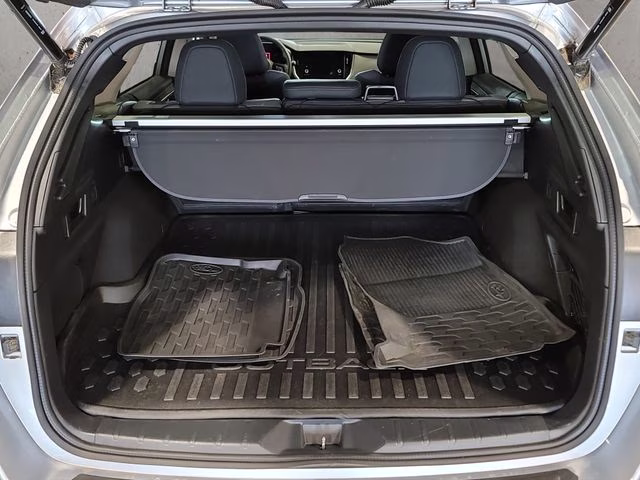 2025 Ice Silver Metallic Subaru Outback Onyx Edition AWD SUV