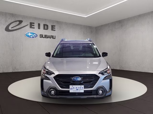 2025 Ice Silver Metallic Subaru Outback Onyx Edition AWD SUV