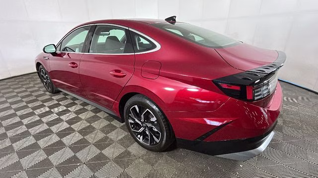 2024 Ultimate red Hyundai Sonata SEL FWD Sedan