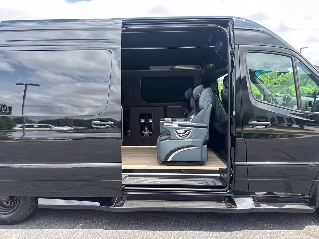 2026 Obsidian Mercedes-Benz Sprinter 3500 Cargo 170 WB RWD Van