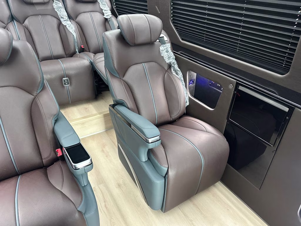 2026 Obsidian Mercedes-Benz Sprinter 3500 Cargo 170 WB RWD Van