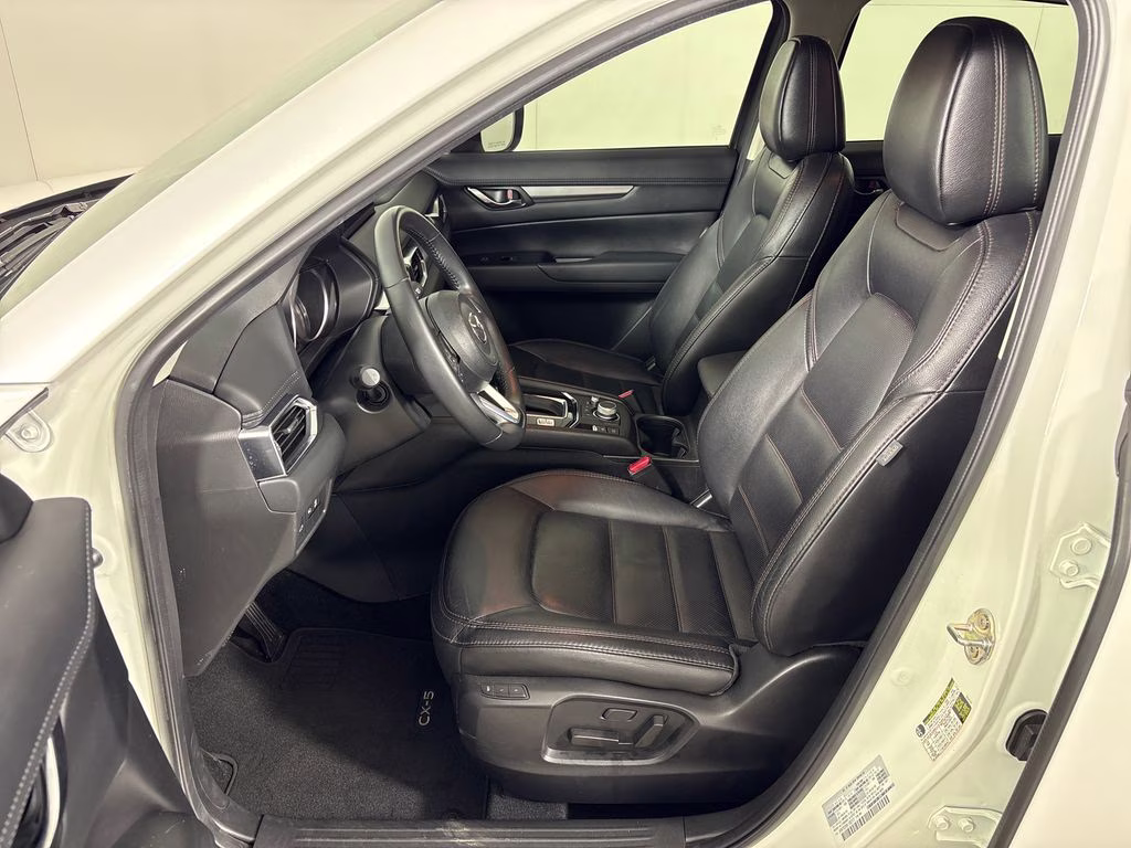 2022 Snowflake White Pearl Mica Mazda CX-5 2.5 S Preferred Package AWD SUV