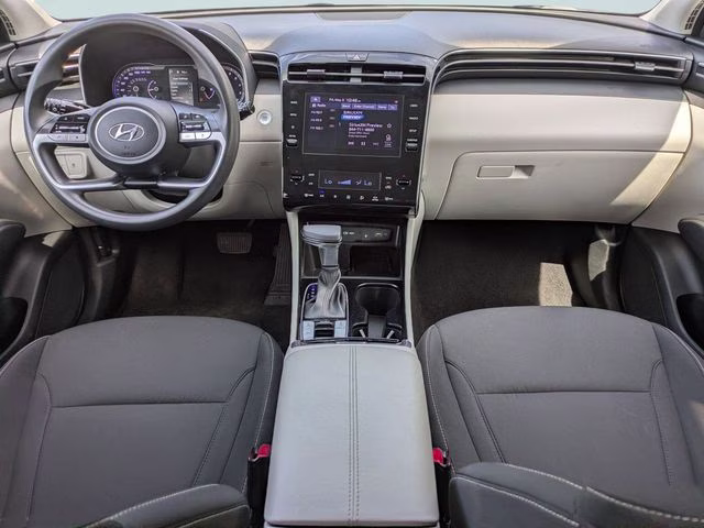2024 Shimmering Silver Hyundai Tucson SEL AWD SUV
